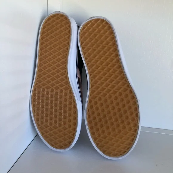 NWOB Collectors Vans Star Wars Slip-Ons sz 8.5 - Picture 7 of 7